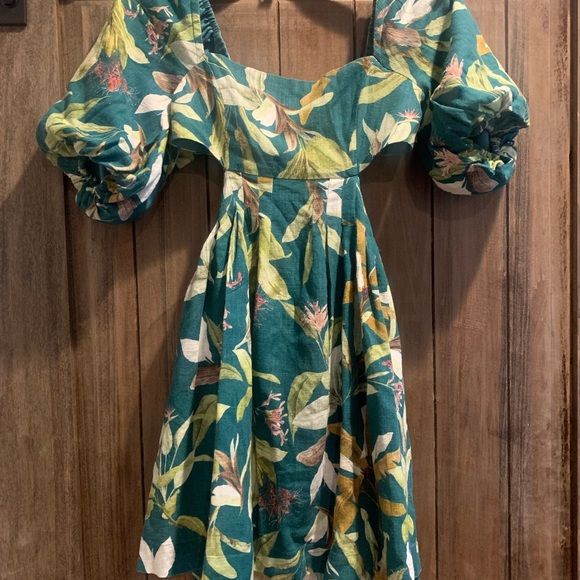 O.P.T. Evereve Few Moda tropical cutout resort dress - Picture 6 of 7